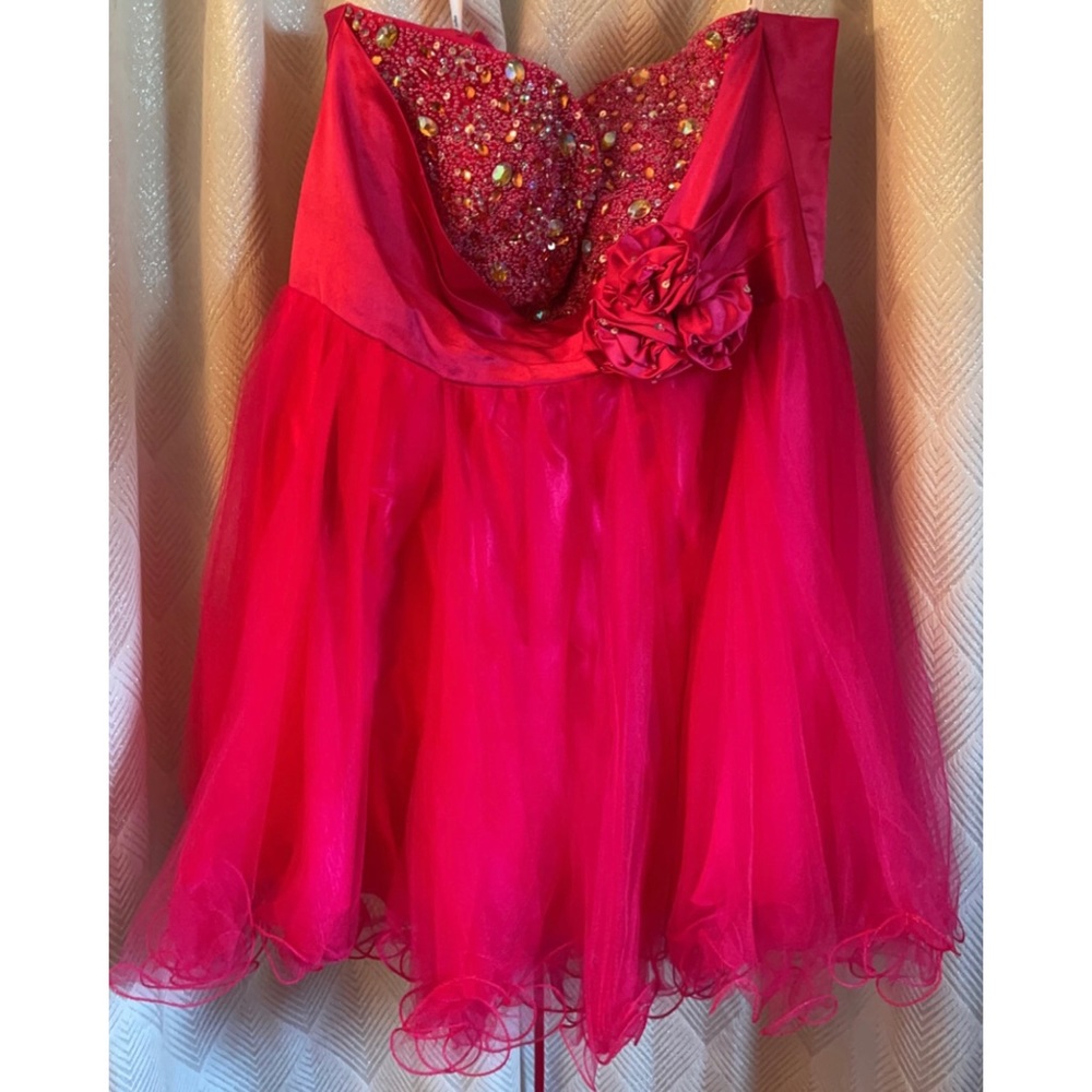 Short Strapless Lace-Up Back Dress
